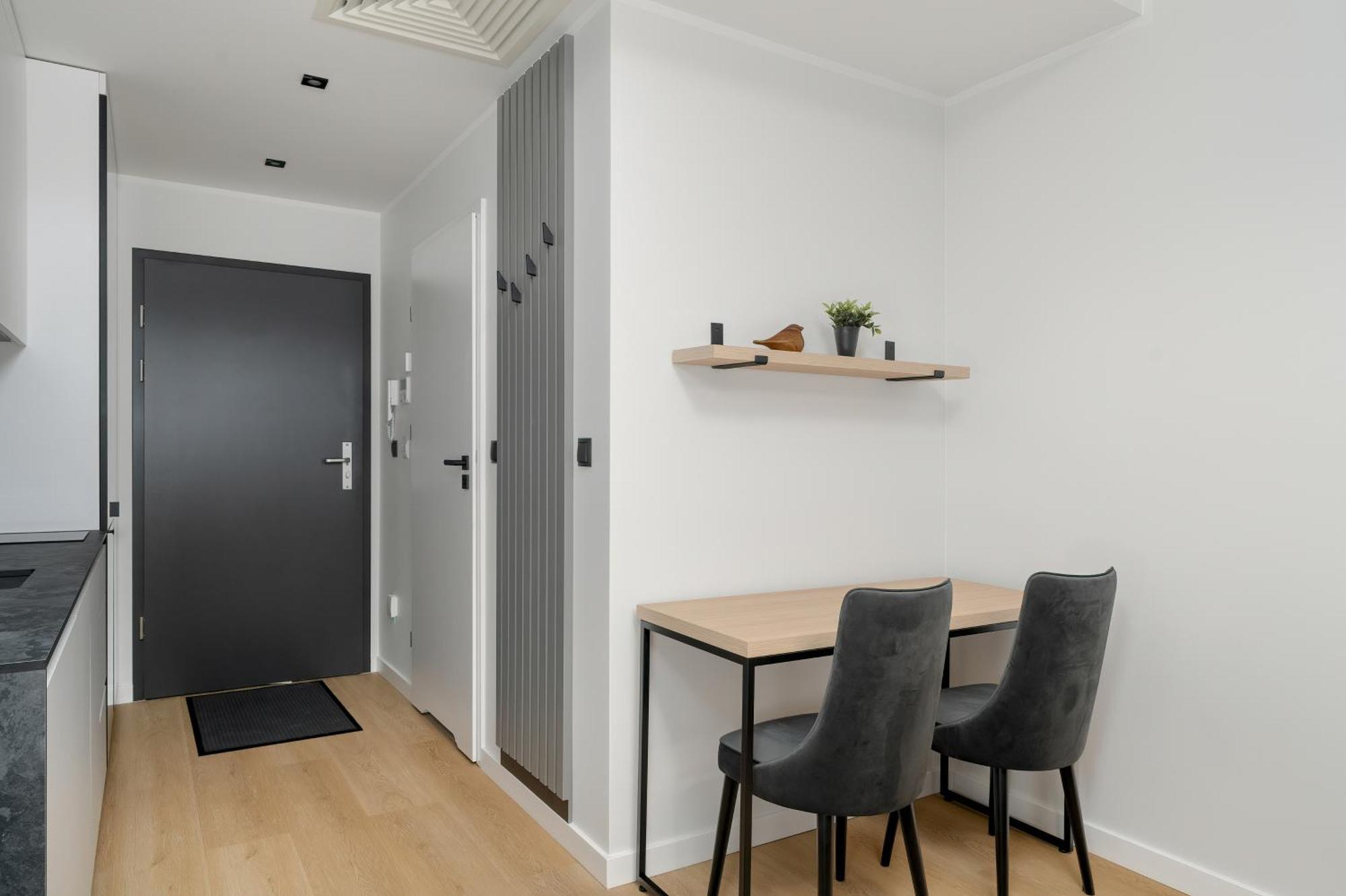 Modern Plac Wolnosci By Renters * Poznan