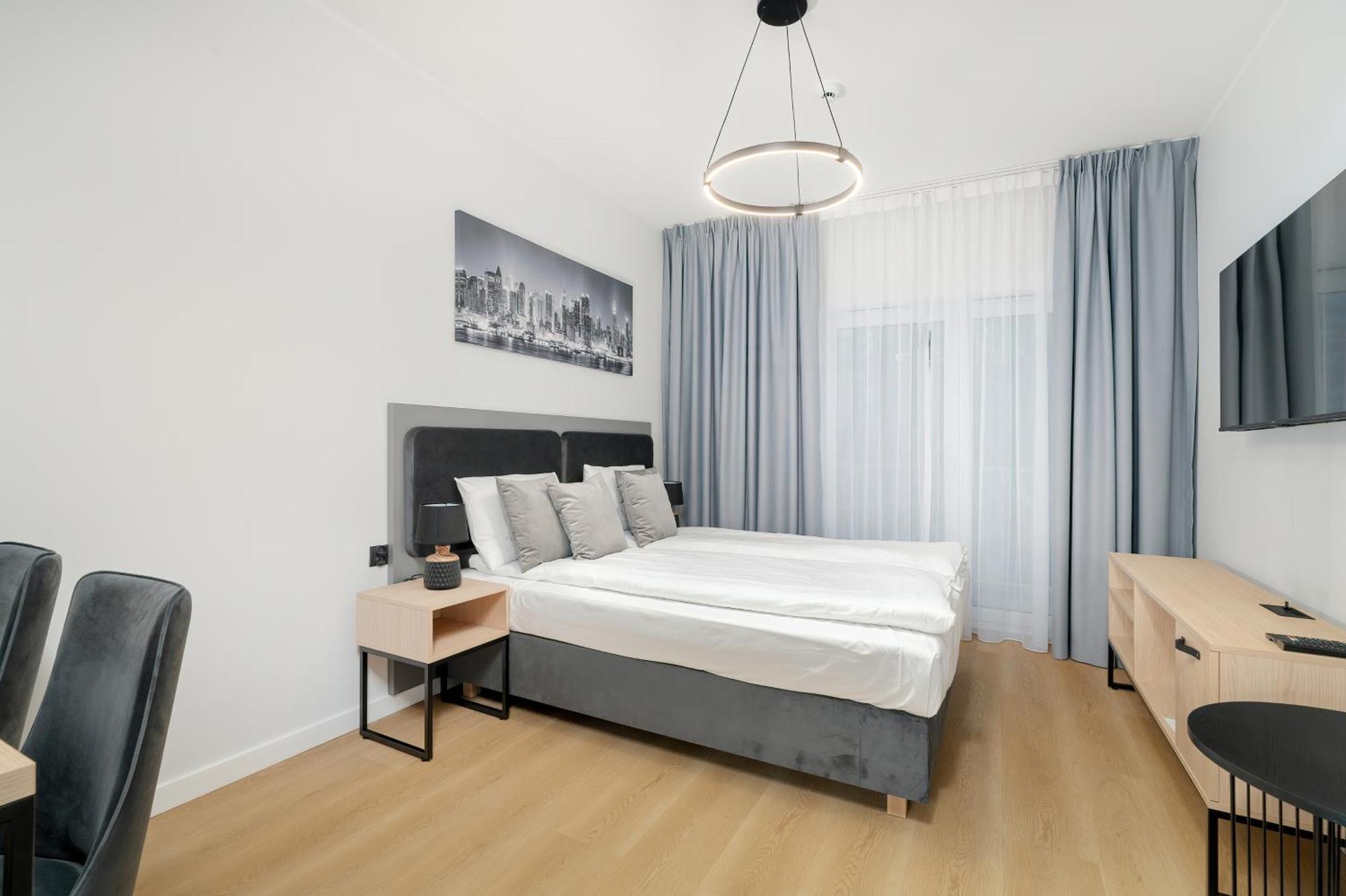Apartment Modern Plac Wolnosci By Renters